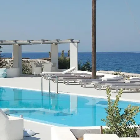 Sea Paradise Villas - Seaside & Private Jacuzzi